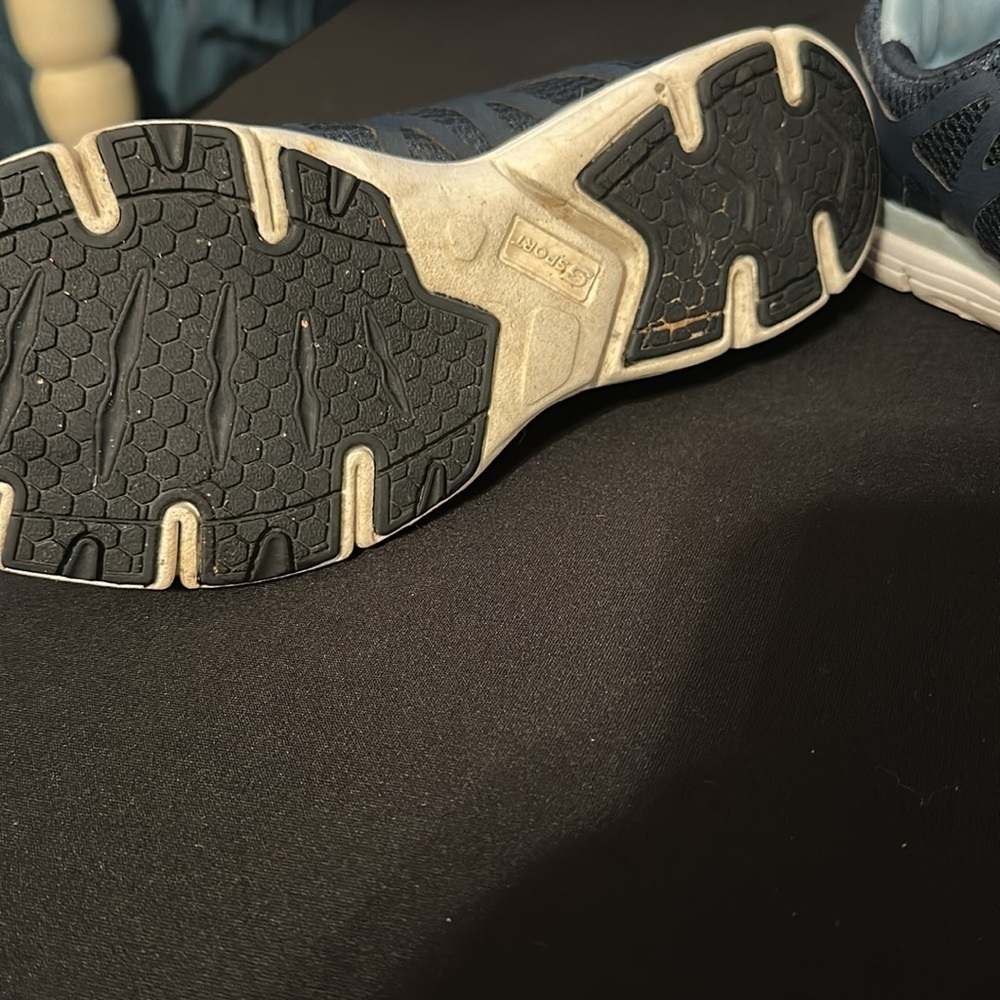 Women’s Navy  Athletic Shoes - Picture 4 of 4